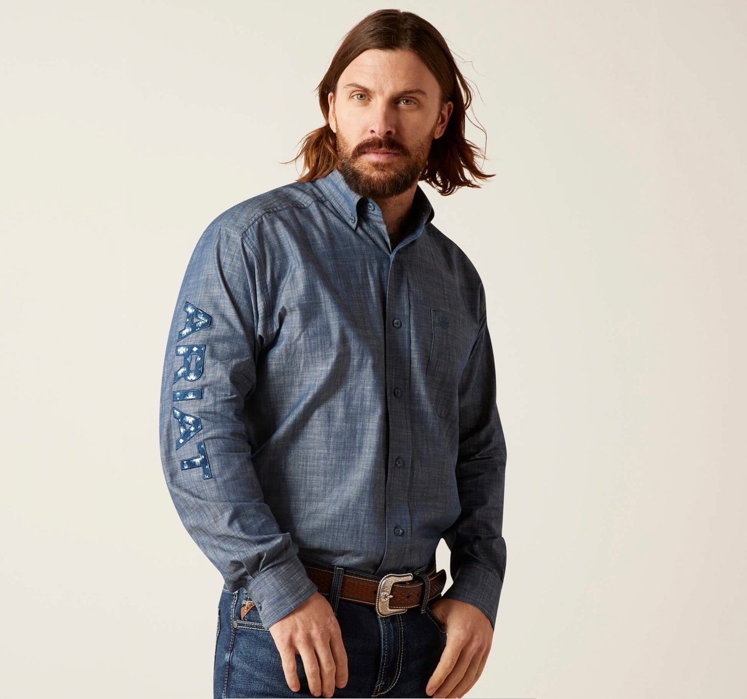 (ARIAT) LOGOTIPO DEL EQUIPO SARGA CLÁSICA